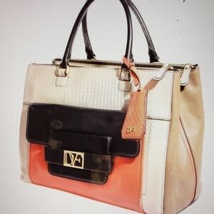 DIANE Von Furstenberg leather handbag.